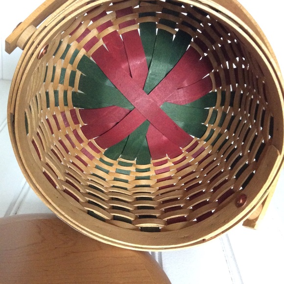 Longaberger 2003 Christmas Caroling Basket🎄 - Picture 9 of 16